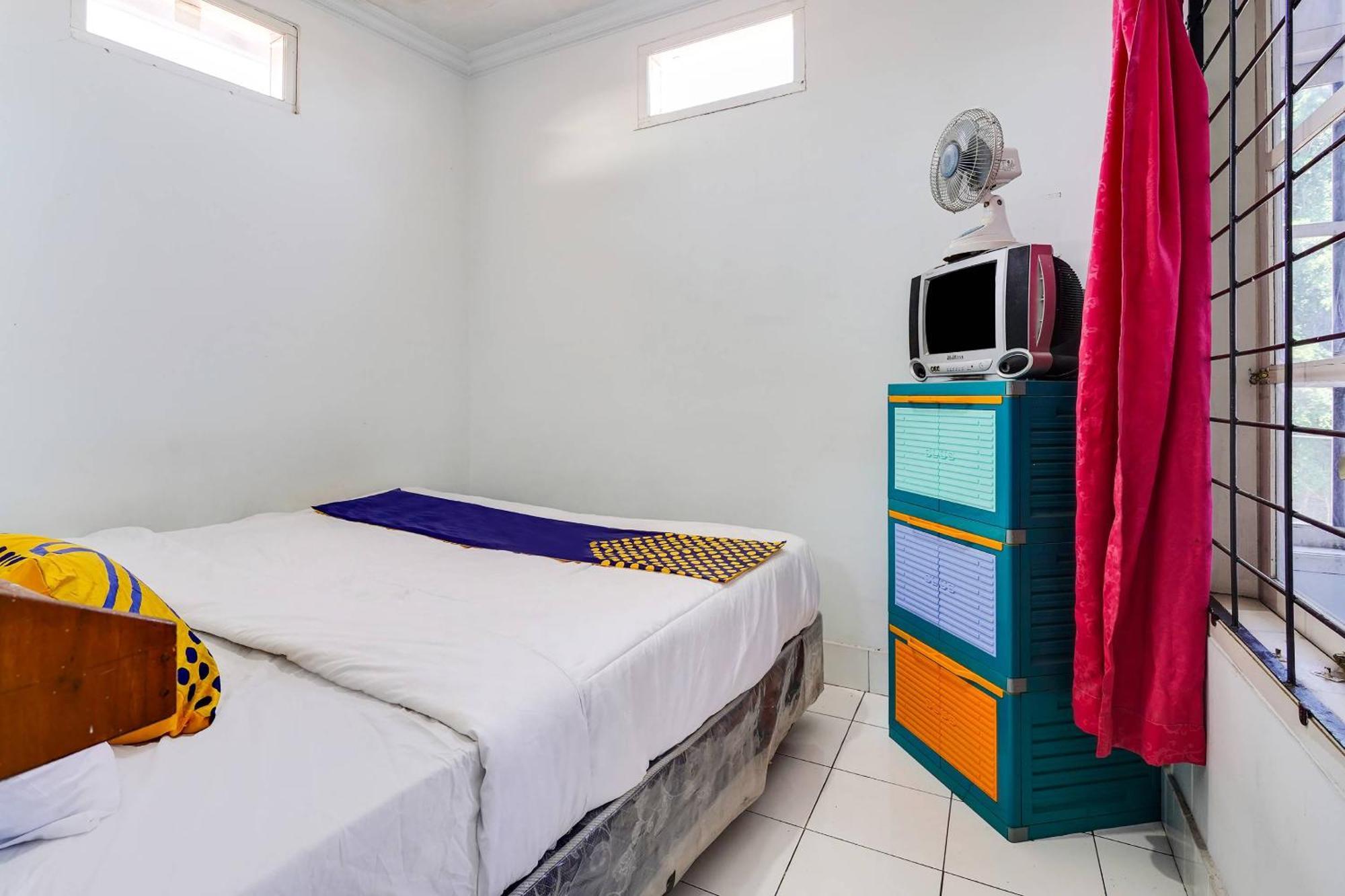 Hotel Spot On 91386 De Jawara Syariah